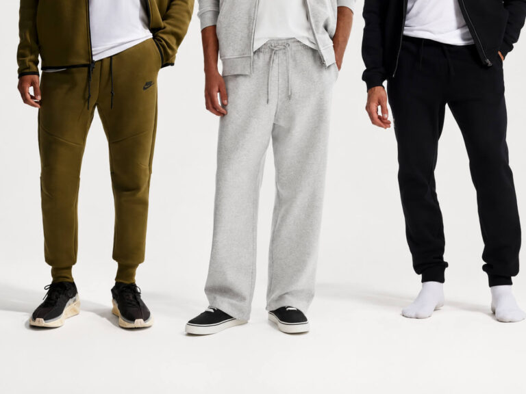 tre menn i ulike type joggebukser
